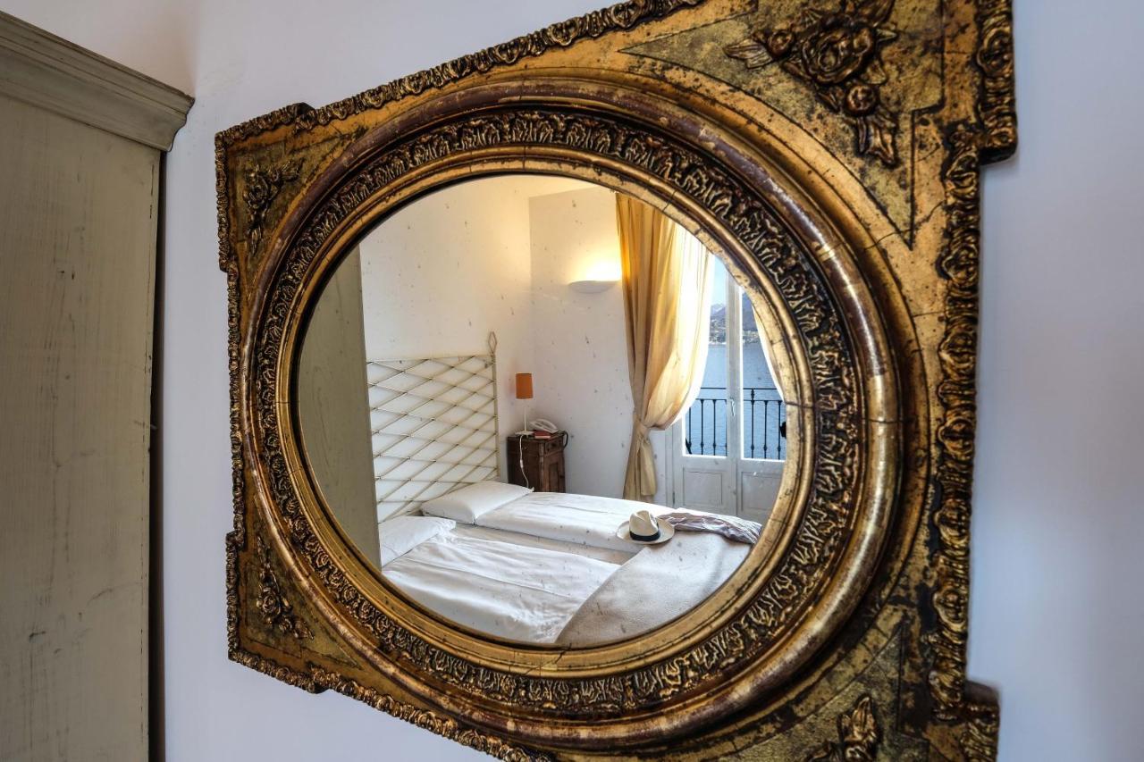 Albergo Milano Варена Екстериор снимка
