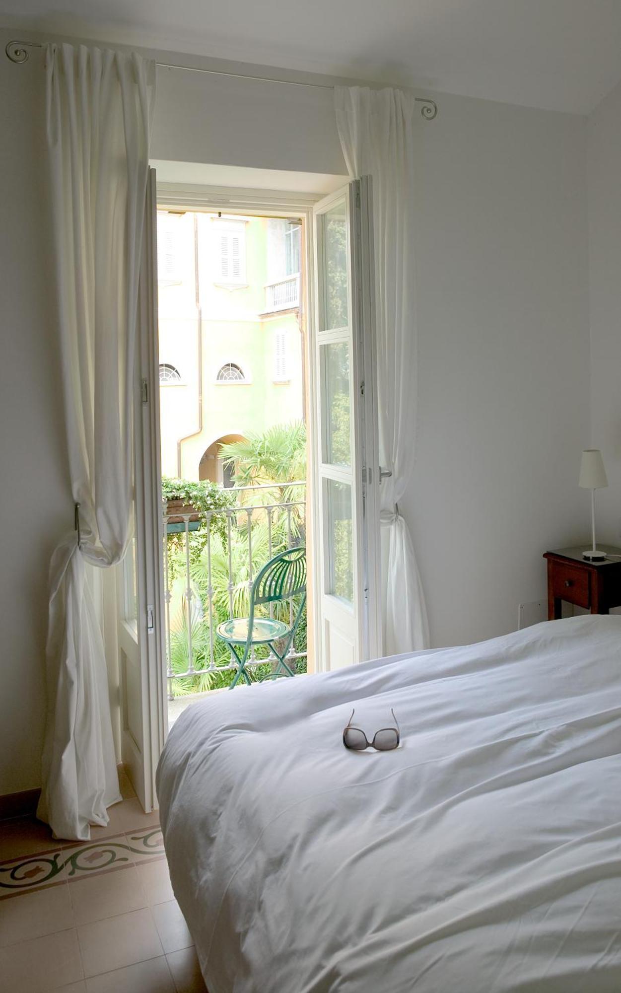 Albergo Milano Варена Стая снимка